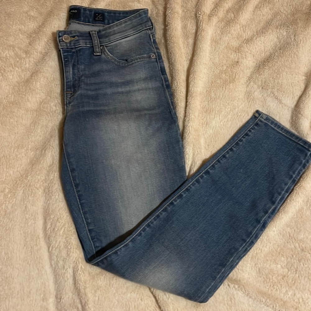 Low rise skinny